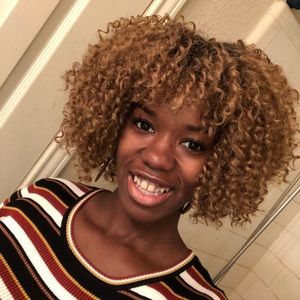 Meet your Posher, Jasmine